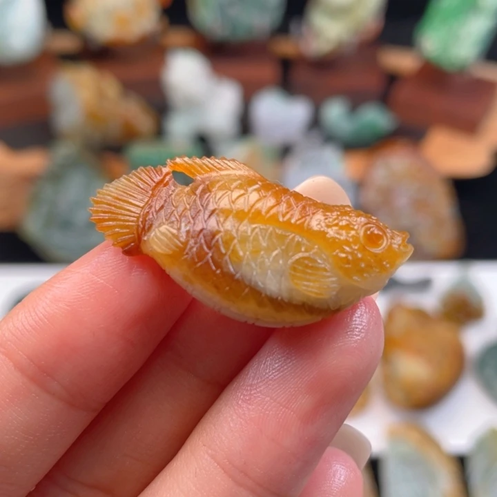 定制翡翠未镶嵌翡翠