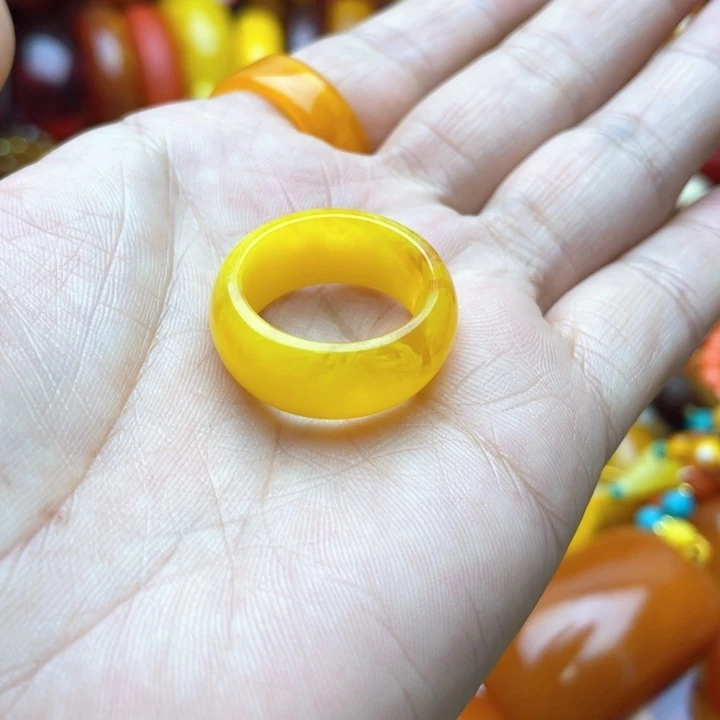 树脂制品冷*6号黄色指环