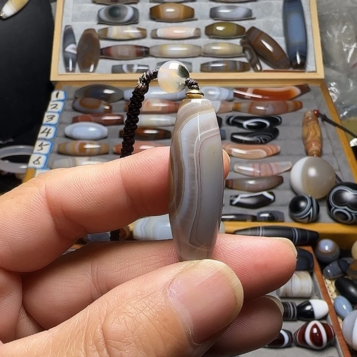 玛瑙/玉髓未镶嵌吊坠(不含链)