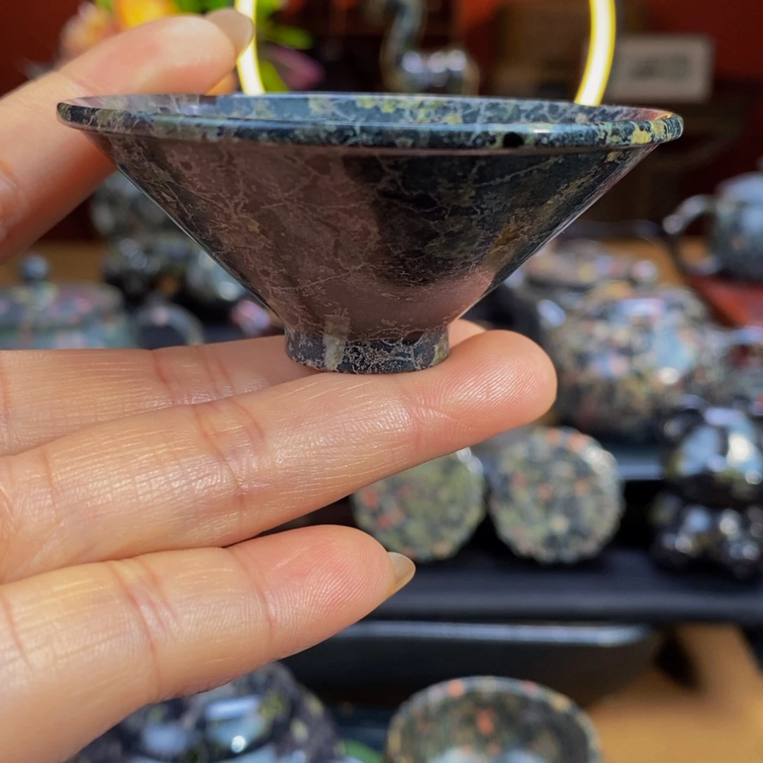 梅花玉精美梅花斗笠盏