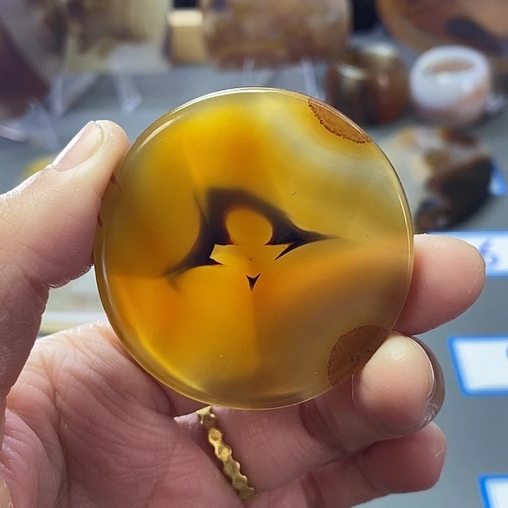 玛瑙/玉髓未镶嵌珠宝半成品