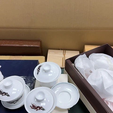 风**醒瓷器。瓷器。瓷器。