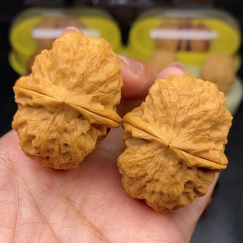 【闪购商品】文玩核桃把件42尺麒麟元宝