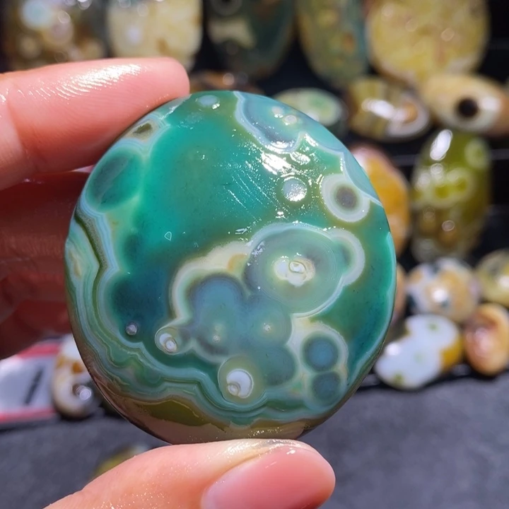 未镶嵌玛瑙/玉髓珠宝奇石