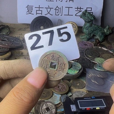 铜健*，复古文创工艺品