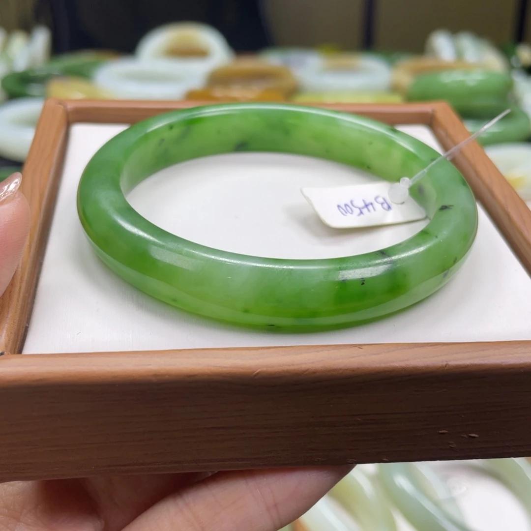 和田玉未镶嵌手镯59圈