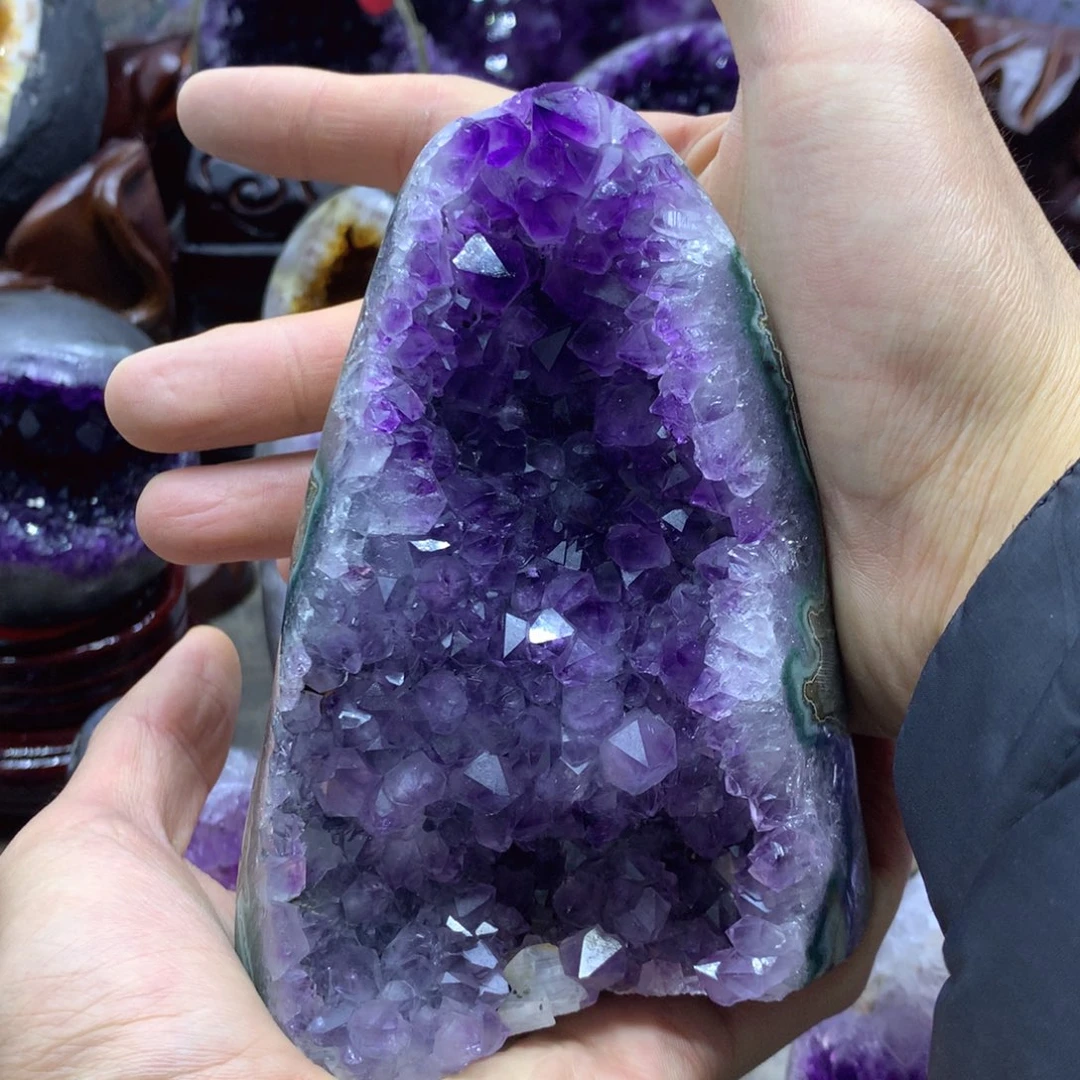 紫晶大型摆件（非配饰）未镶嵌