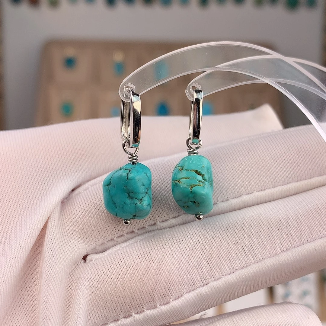 绿松石未镶嵌耳饰