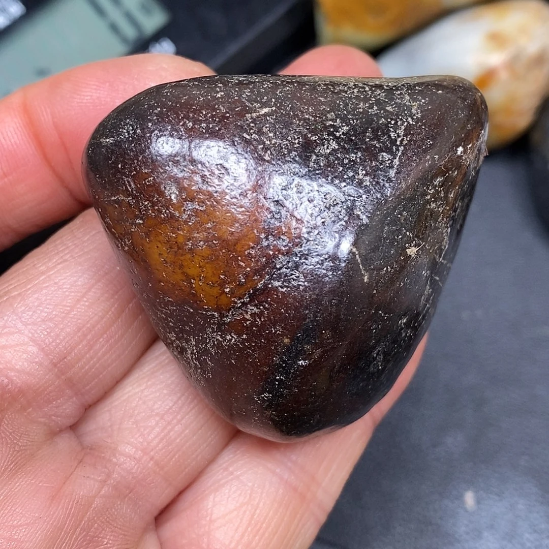 和田玉未镶嵌珠宝奇石