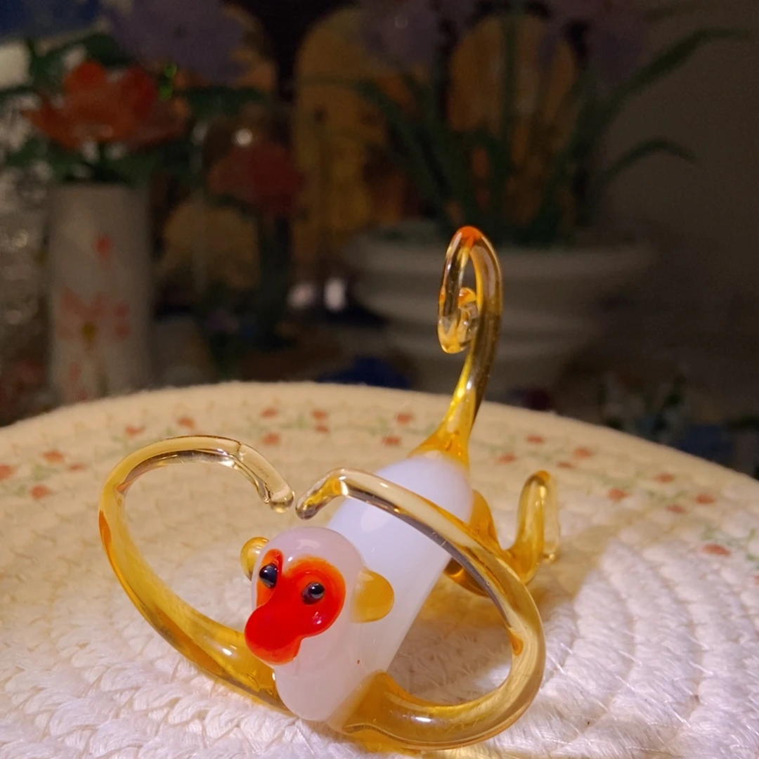 琉璃手工艺品猴子