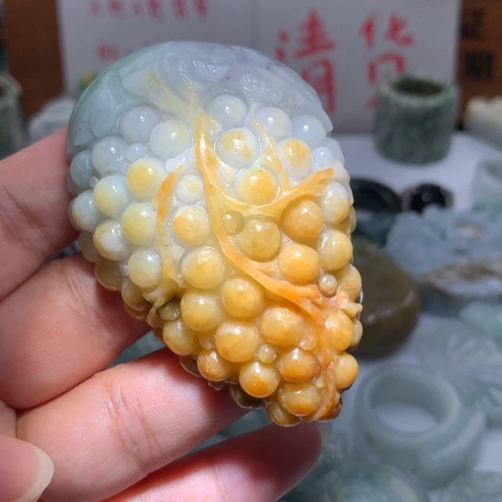 翡翠未镶嵌颈饰保真天然A货翡翠