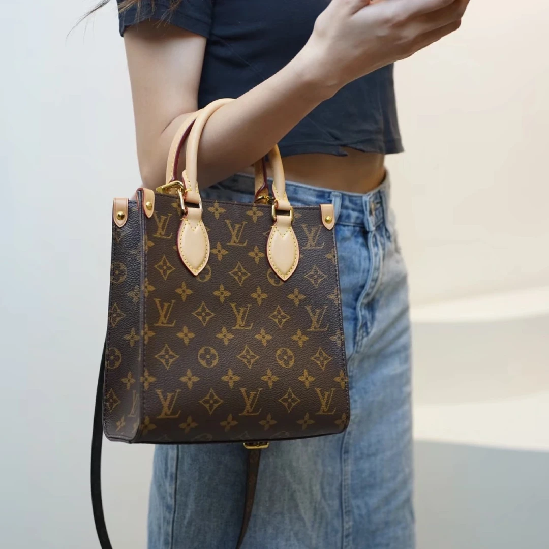 95新 LouisVuitton/路易威登 lv小号琴谱新到定金