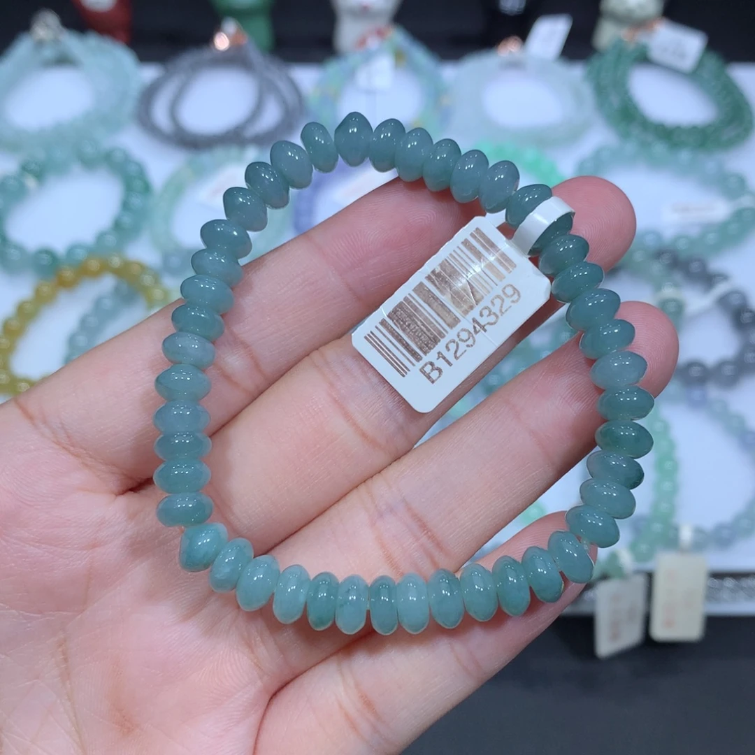 未镶嵌手串翡翠天然