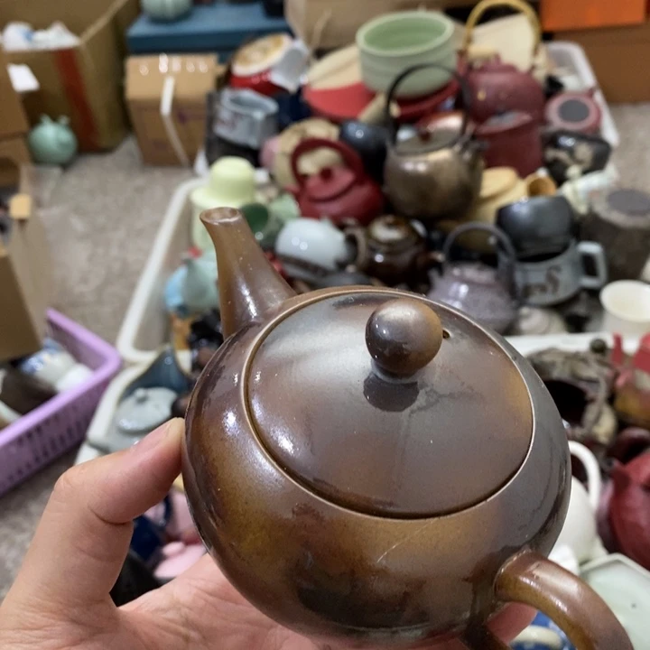 陶瓷艺术品及陶瓷壶壶