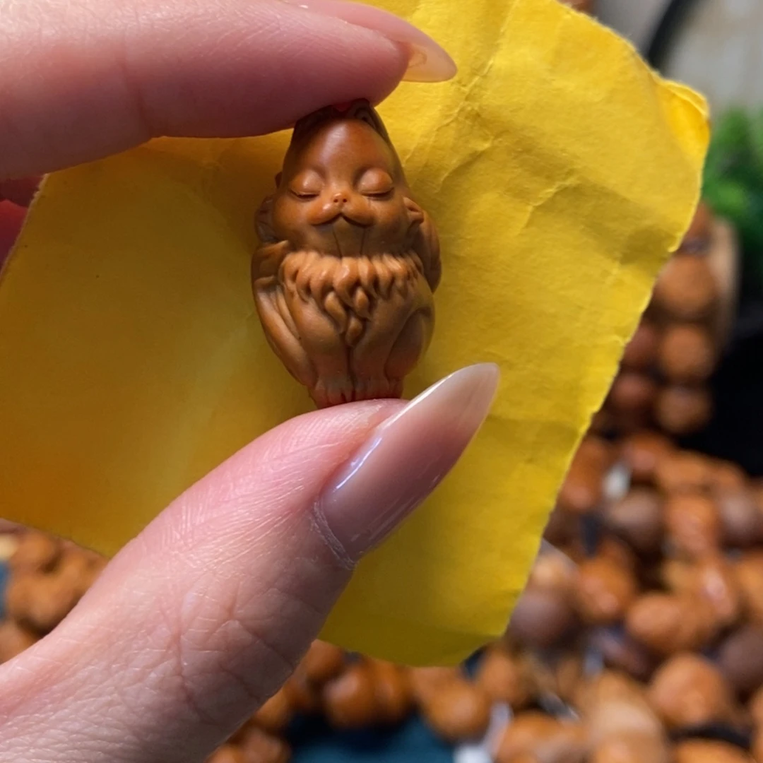 橄榄核手串/手链九尾狐