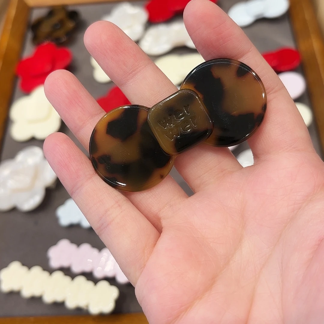 皮质铁合金中号鸭架一个