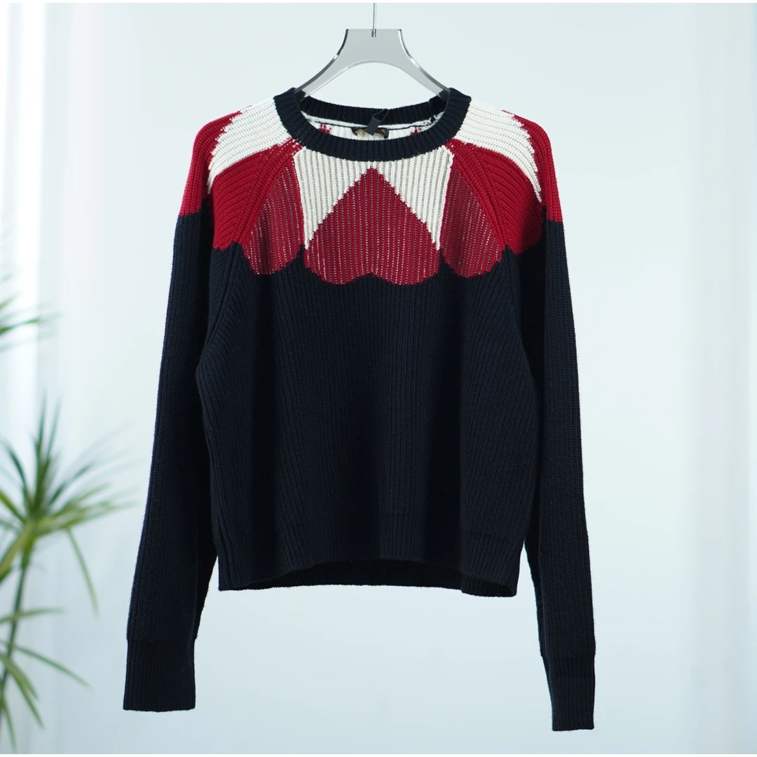 卓系列  Z158  女装简约时尚针织衫黑色K16020503