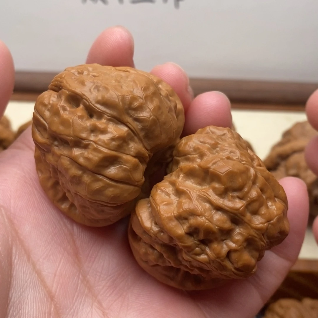 把件文玩核桃边41左右