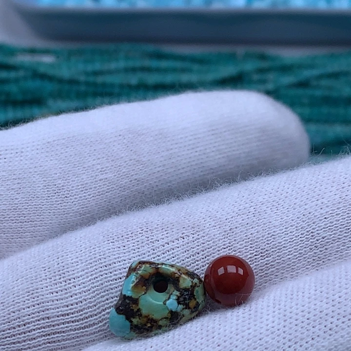 南红玛瑙未镶嵌珠宝奇石