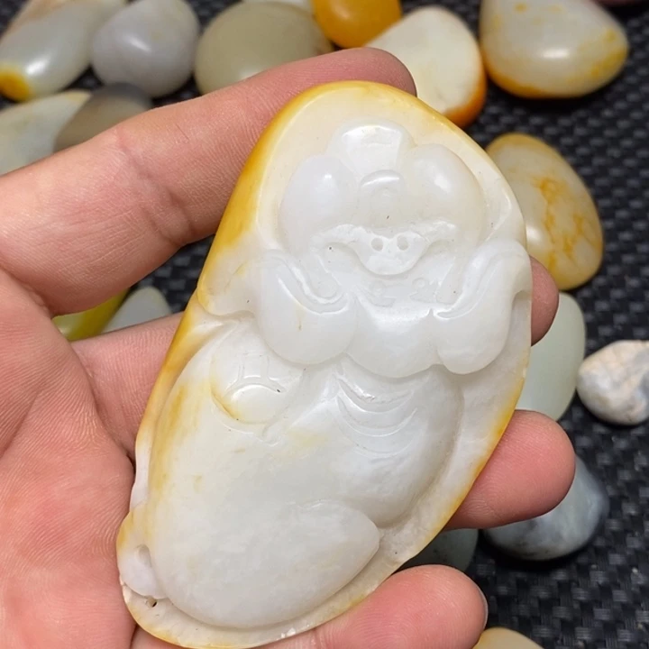 和田玉未镶嵌挂件