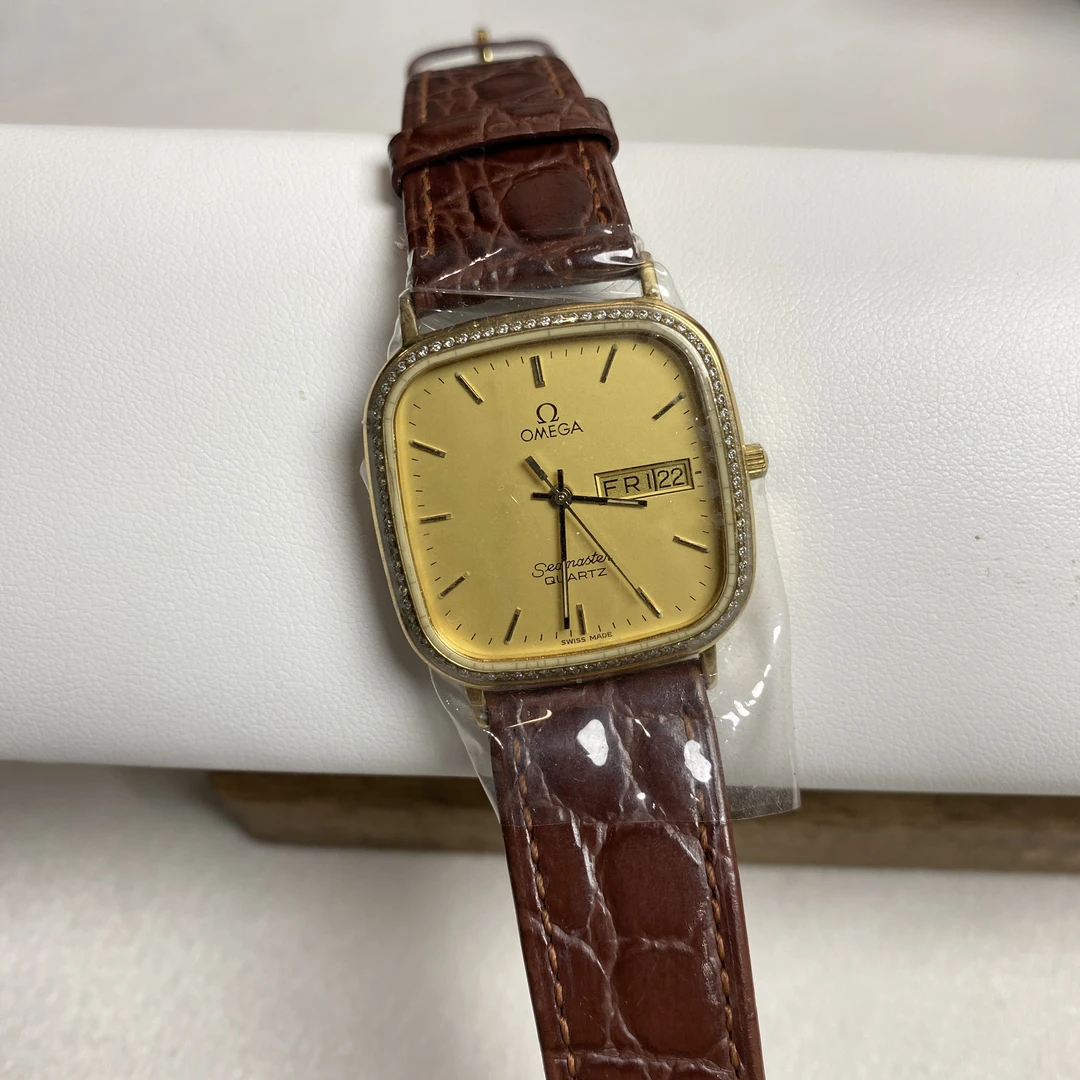 95新 Omega/欧米茄  07256/石英/外圈后镶钻/表带扣后配/30*30盘