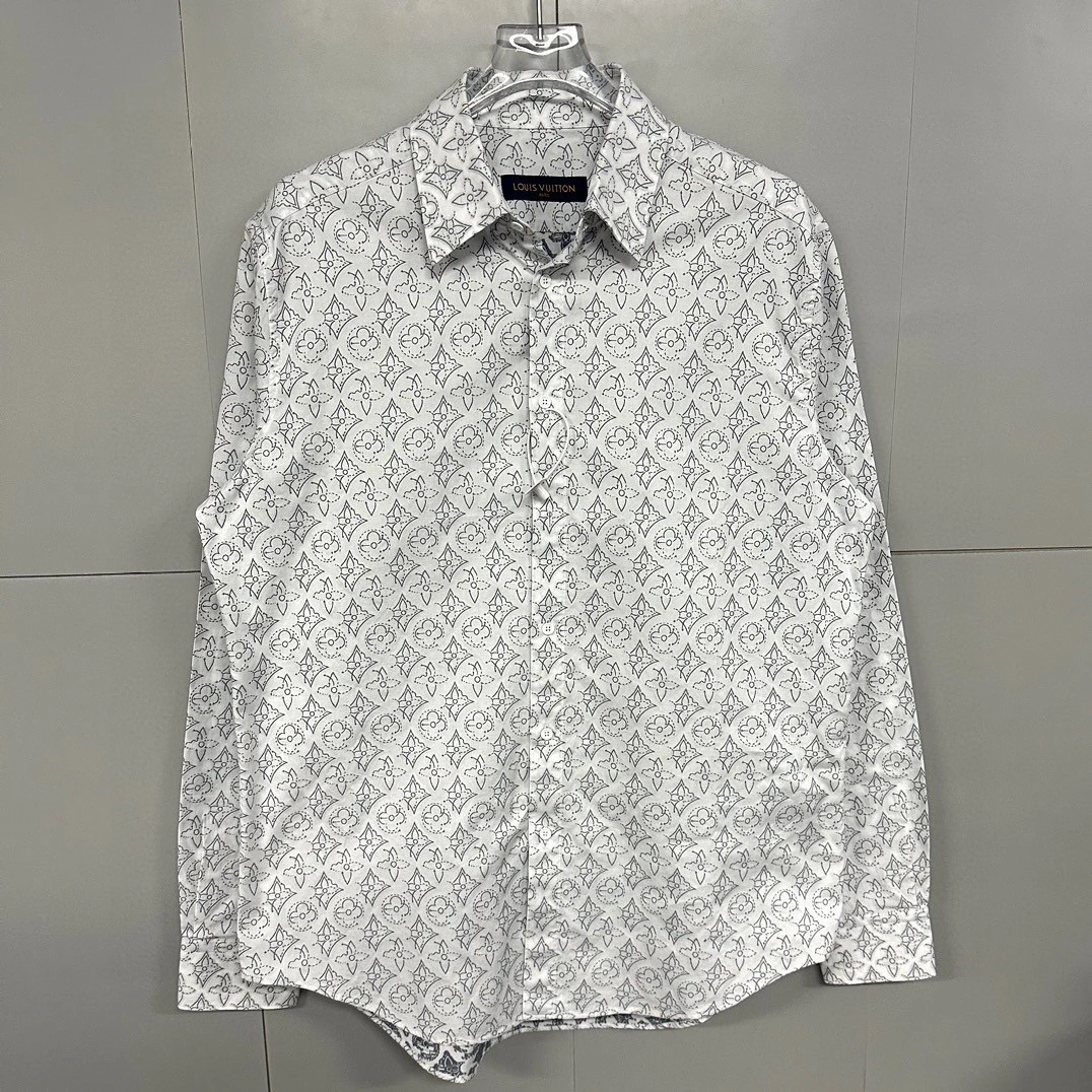 99新  LV signature满印长袖衬衫 L码 D19558