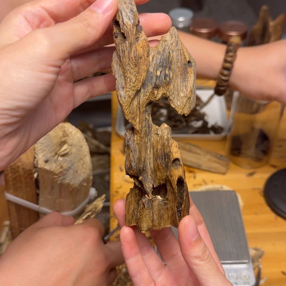 沉香碎屑沉香白棋块料40克