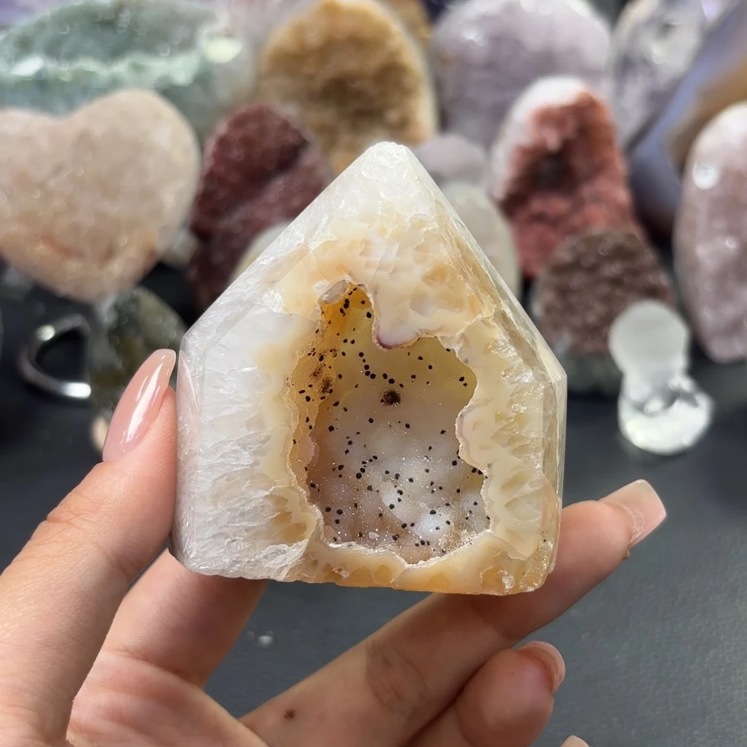 大型摆件（非配饰）紫晶未镶嵌柱子