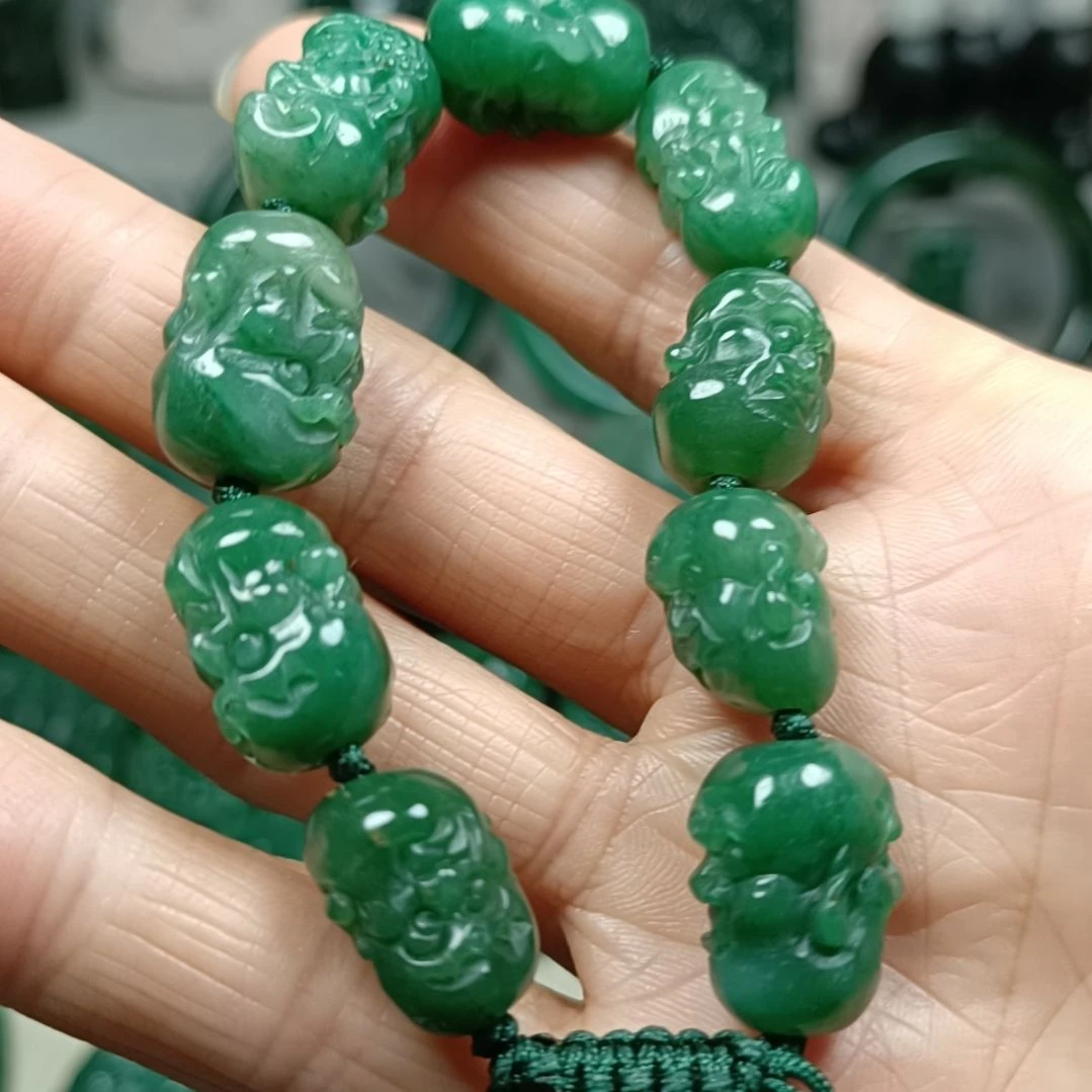 小***菜独山玉未镶嵌十八罗汉