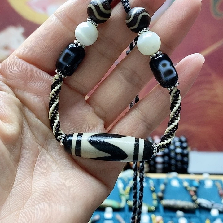 玛瑙/玉髓颈饰合金