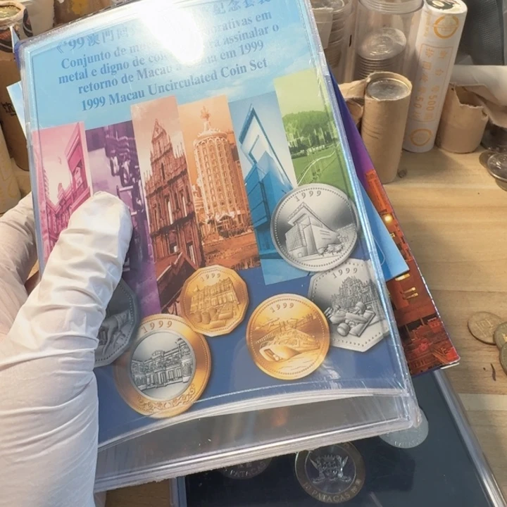 其他普通金属奥1套7枚，套装币