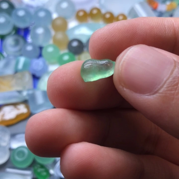 未镶嵌定制翡翠宇****?挂件