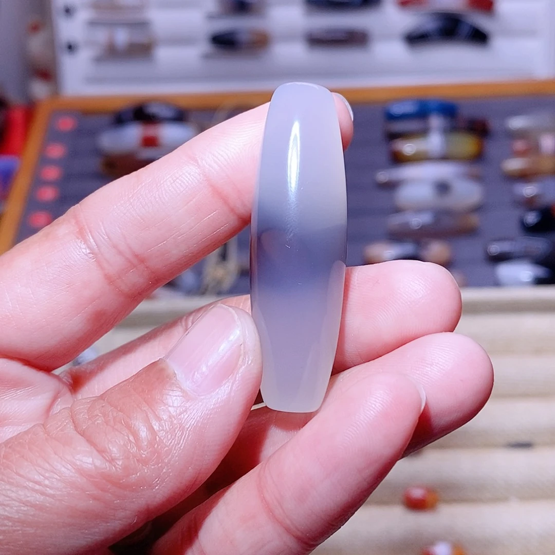 未镶嵌挂件玛瑙/玉髓千**婵