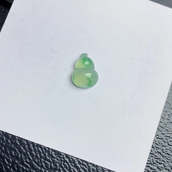 颈饰未镶嵌翡翠天然缅甸翡翠葫芦