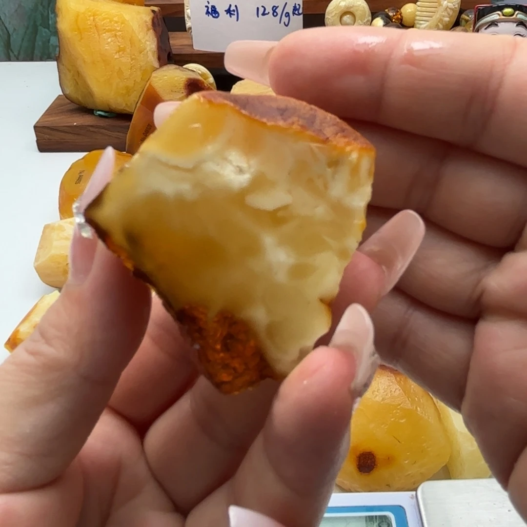 未镶嵌定制琥珀琥珀