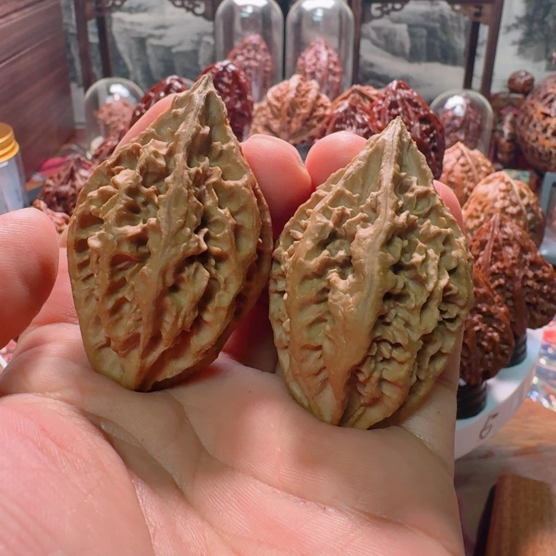 文玩核桃把件赤焰枪