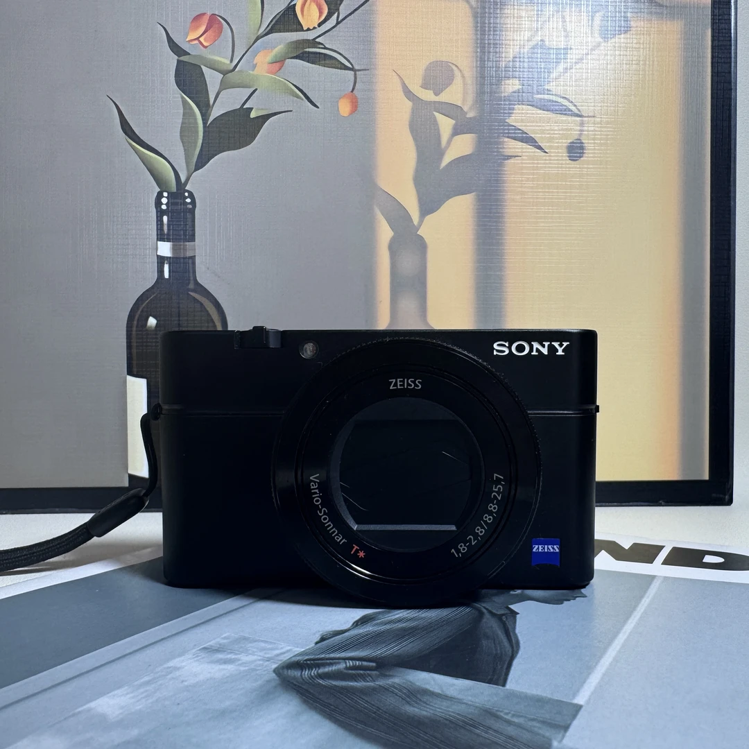 95新 Sony/索尼 RX100Ⅳ 新黑卡数码卡片相机2000万像素 no退no换