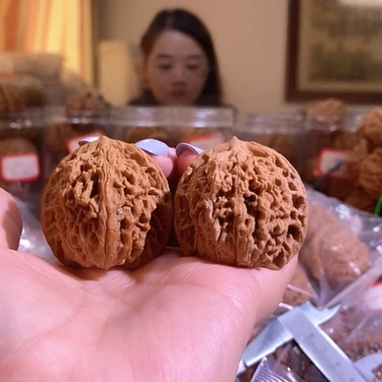 文玩核桃吊坠41盘龙纹