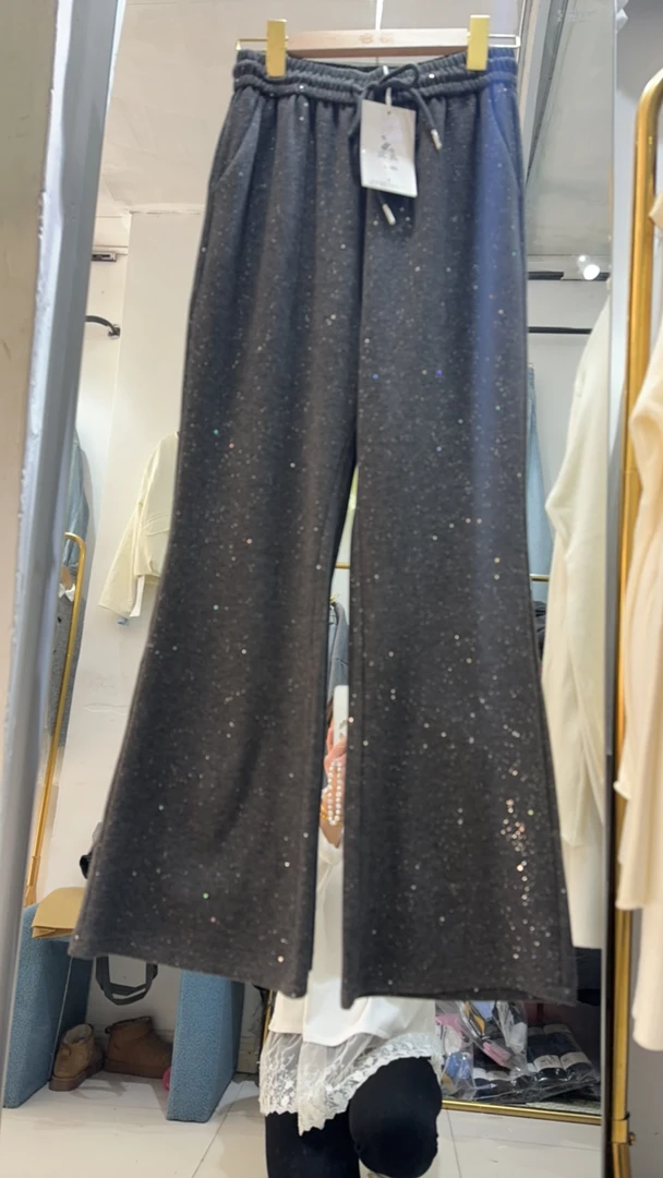 休闲微拉显瘦，显高，显腿长，舒适感拉满