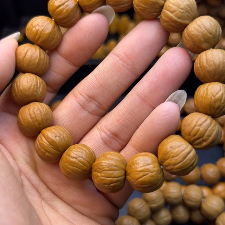 猴头核桃吊坠橄榄