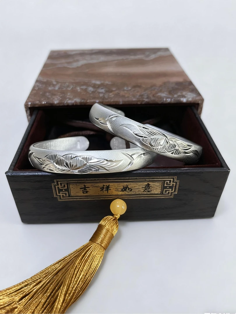 足银手镯 荷花足银银手镯（无礼盒）一对
