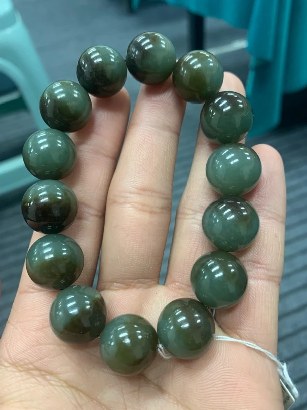 纯天然新疆和田玉卡15+ A215