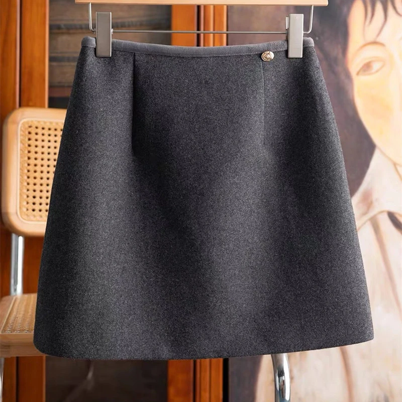 La Chapelle/拉夏贝尔高腰钉扣气质带防走光A字短裙半身裙毛呢