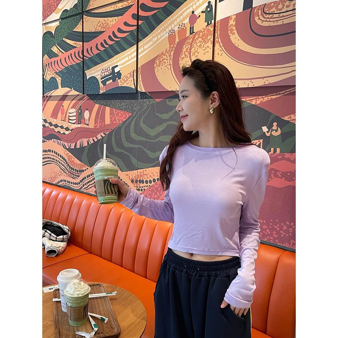 【现货24h+运费险】蛇年网红纯色ins薄款修身垫肩圆领设计百搭长袖