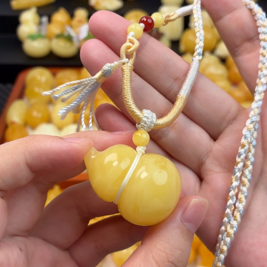 蜜蜡未镶嵌毛衣链蜜蜡