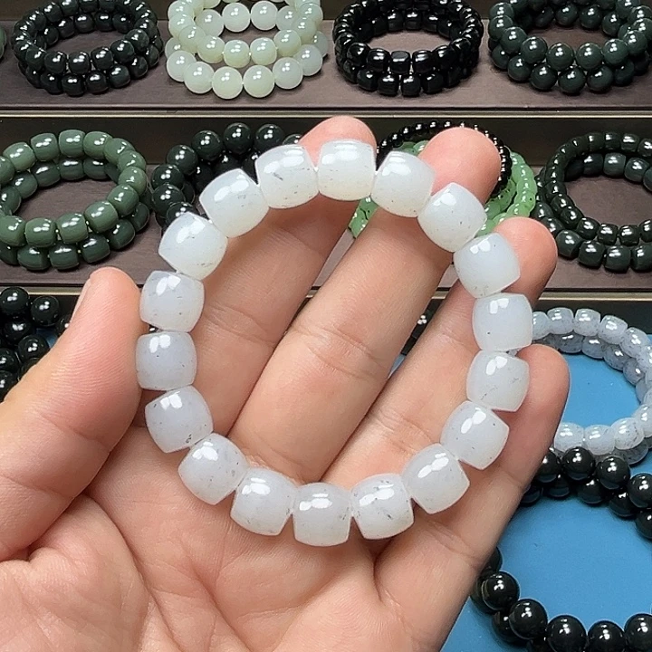 锋***丶和田玉未镶嵌手链