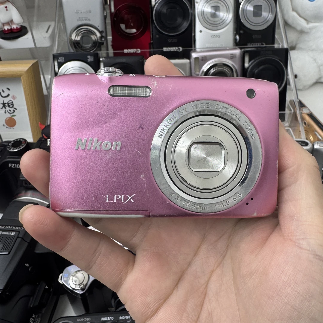 9新 Nikon/尼康 s2800 5倍光线变焦复古冷白磨皮出片送相机包