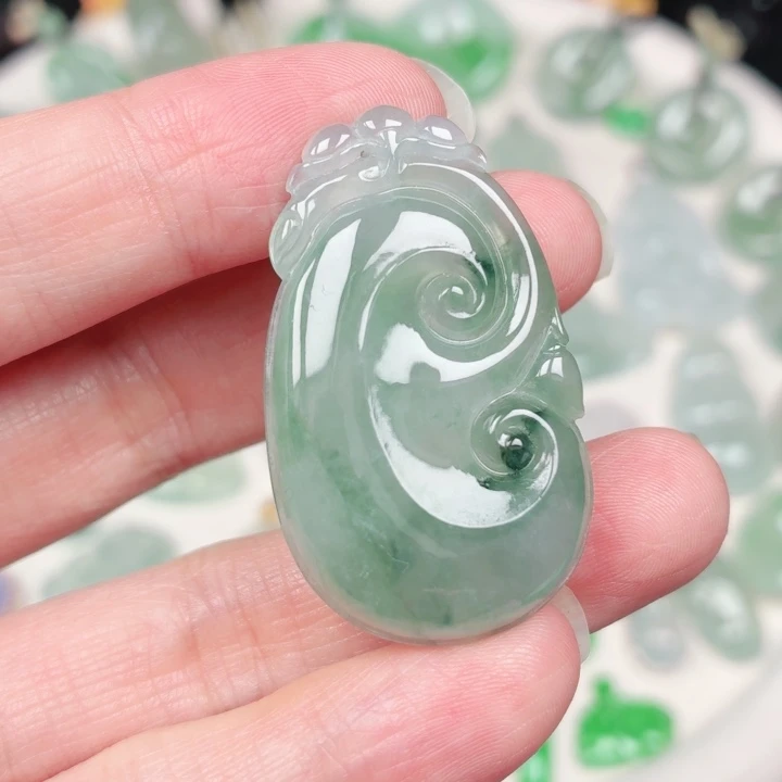 翡翠未镶嵌颈饰缅甸天然A货翡翠