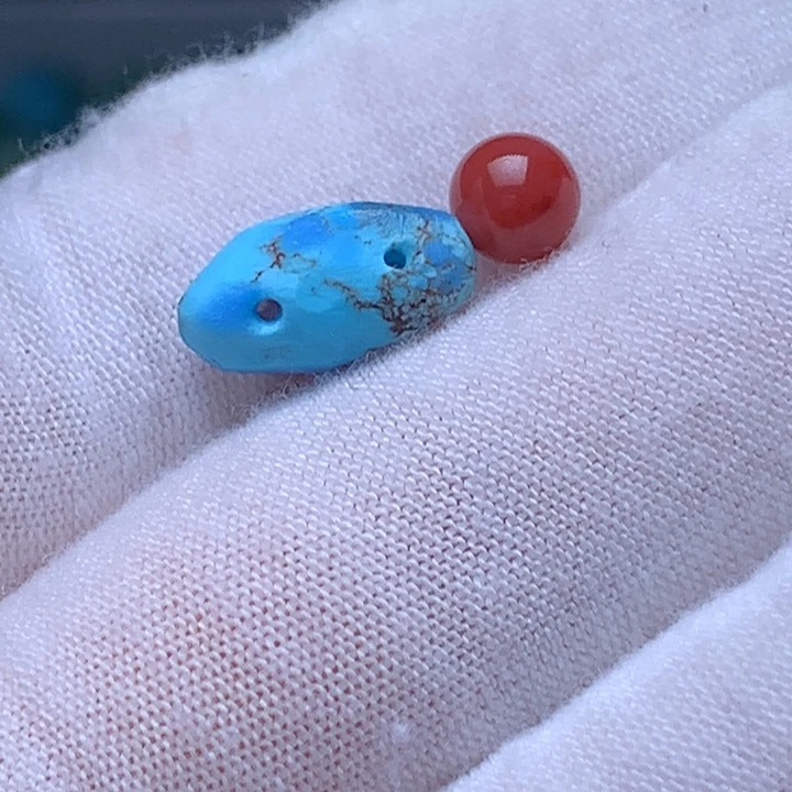 南红玛瑙未镶嵌珠宝奇石