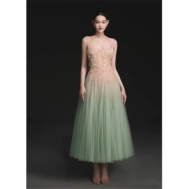 越南设计款超仙森系渐变色立体花朵吊带连衣裙高级感气质修身礼服